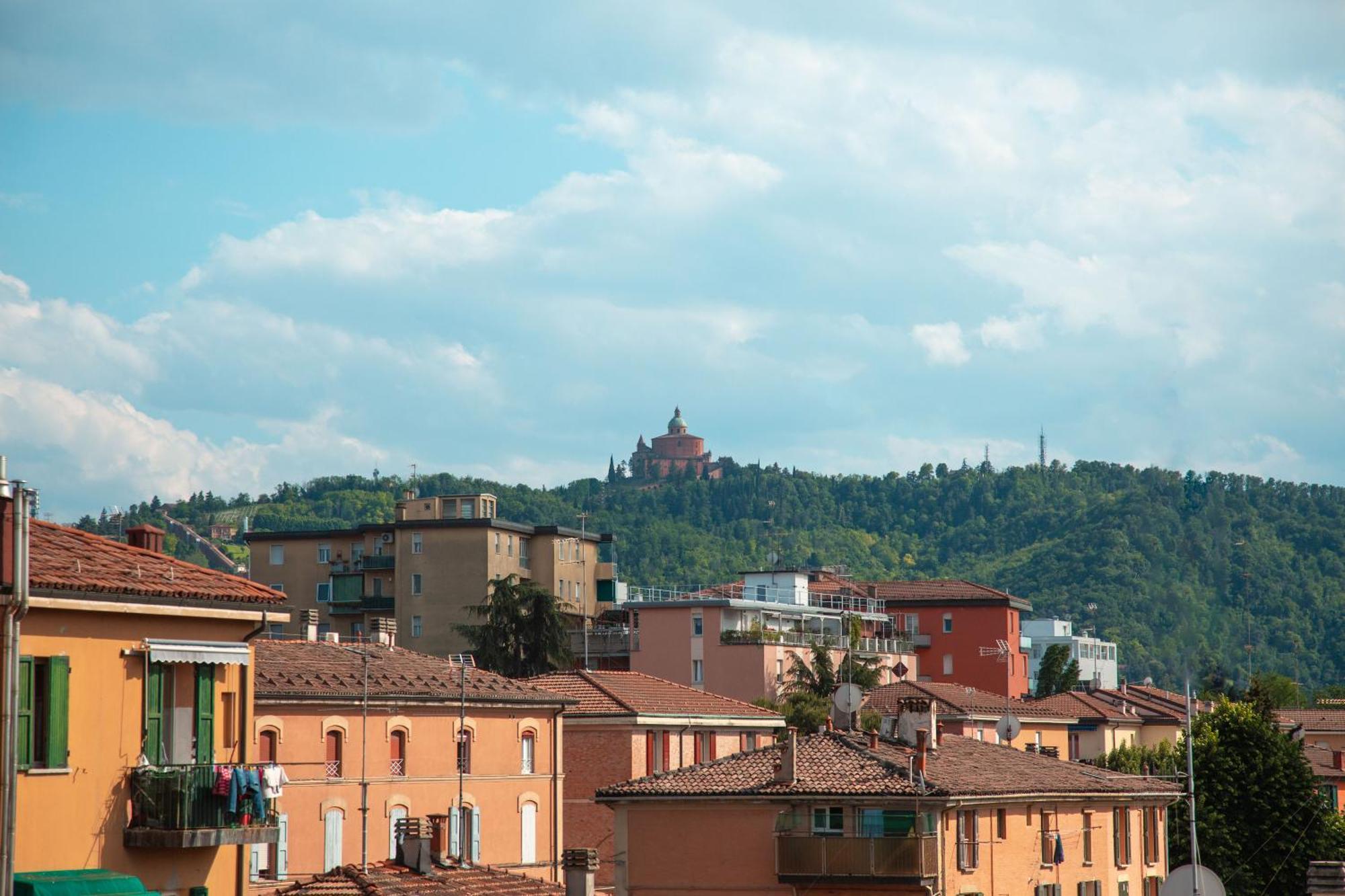 Appartamento Accogliente Con Vista San Luca 볼로냐 외부 사진
